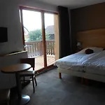 Bed & Breakfast La Griffe A Foin Au Restaurant Raisin D'or 3*