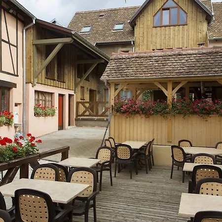 La Griffe A Foin Au Restaurant Raisin D'or Bed & Breakfast