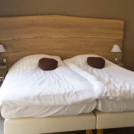 Nocleg ze śniadaniem La Griffe A Foin Au Restaurant Raisin D'or 3*