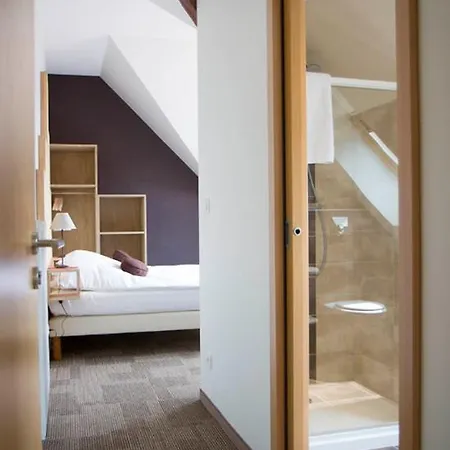 Bed & Breakfast La Griffe A Foin Au Restaurant Raisin D'or