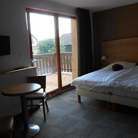 Bed & Breakfast La Griffe A Foin Au Restaurant Raisin D'or *